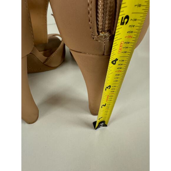 Top Moda Women’s Tan Chunky Heels Sz 7.5 Heel Zip Strap Cottage Core - Picture 4 of 6